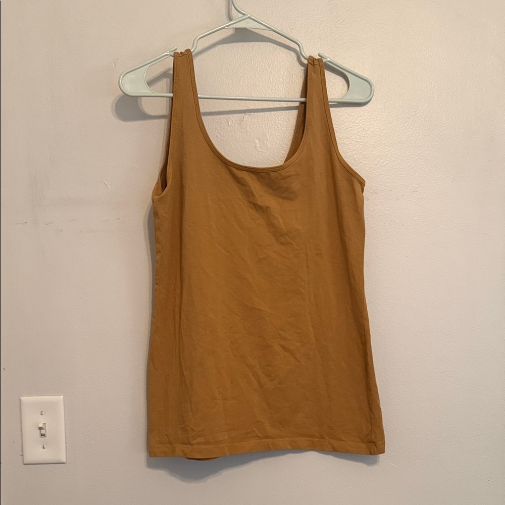 Maurices Fitted Scoop Neck Tan Brown Tank Top [Size: L]